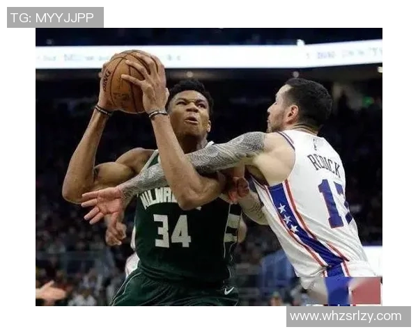 进攻犯规的判定标准与裁判执法难点解析